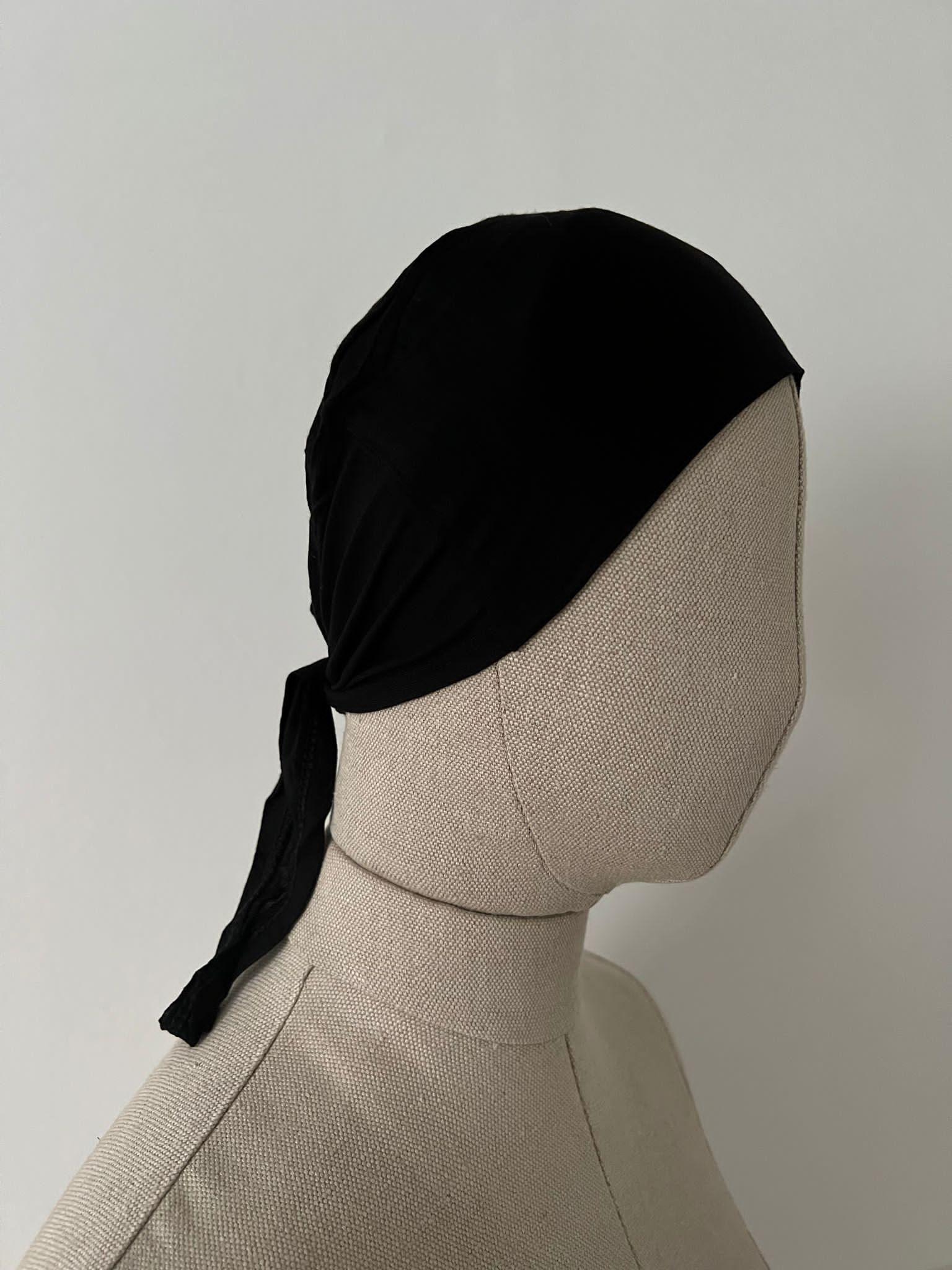 bonnet noir